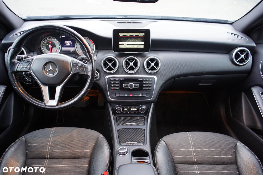 Mercedes-Benz Klasa A 200 CDI (BlueEFFICIENCY) 7G-DCT - 31