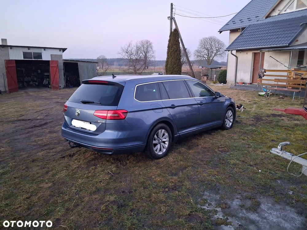 Volkswagen Passat 1.6 TDI BMT Comfortline - 4