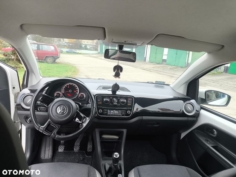 Volkswagen up! 1.0 high - 14