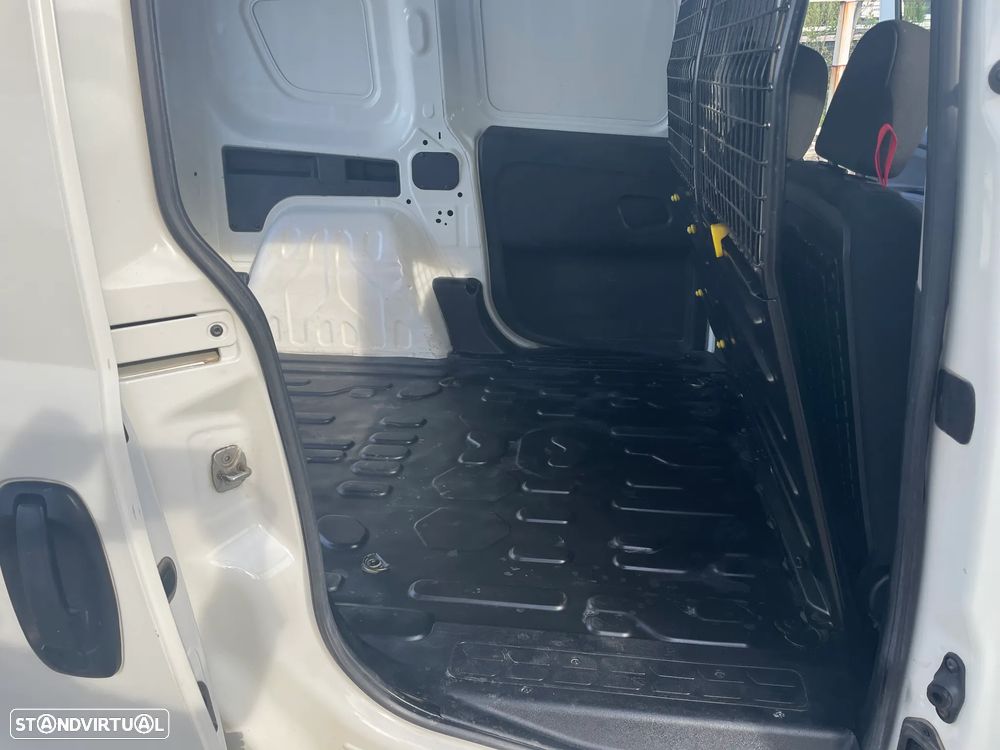 Fiat doblo 3 lug - 6