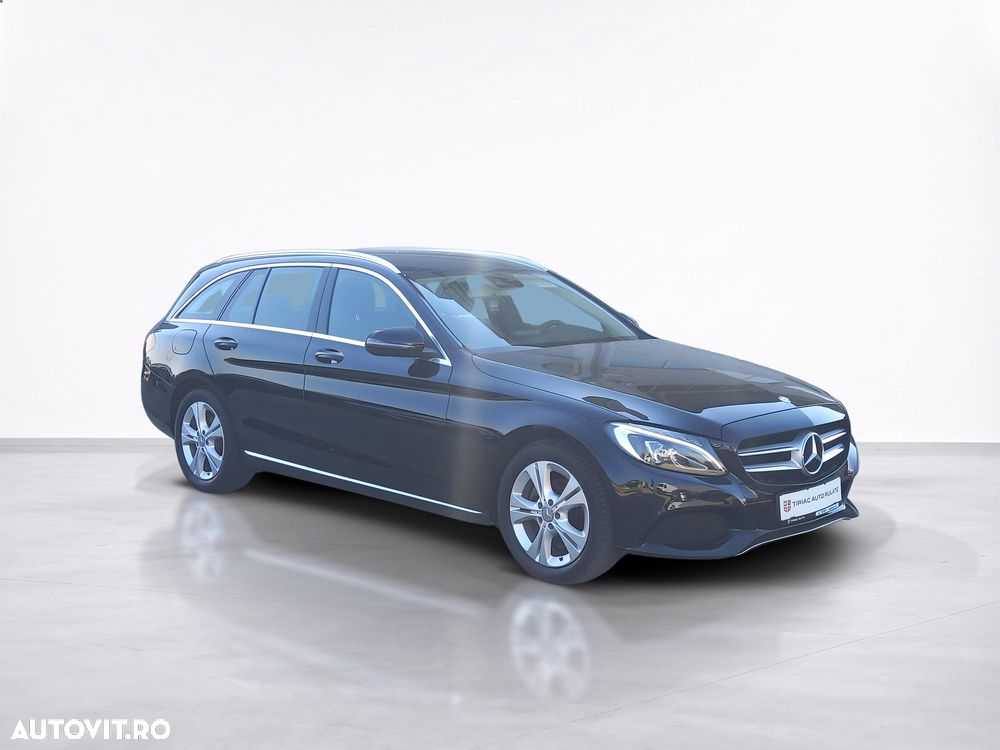 Mercedes-Benz C - 9