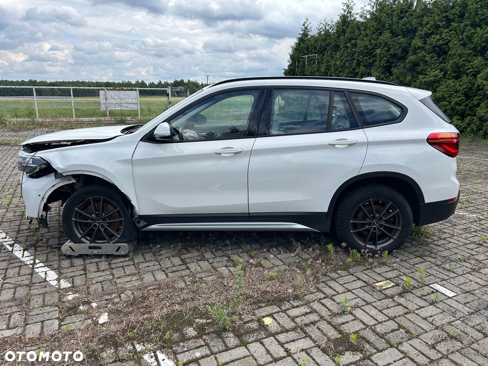 BMW X1 xDrive25d xLine - 6