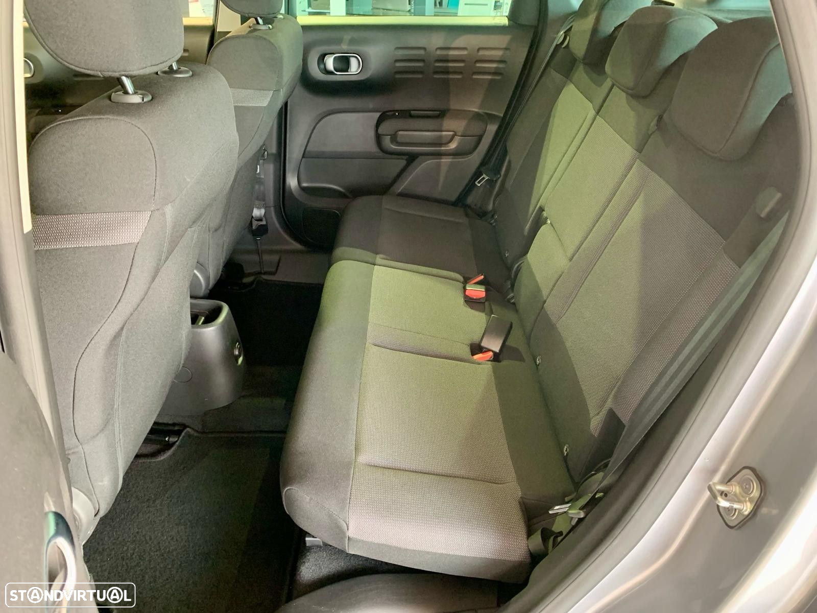 Citroën C3 Aircross 1.5 BlueHDi Shine S&S - 16