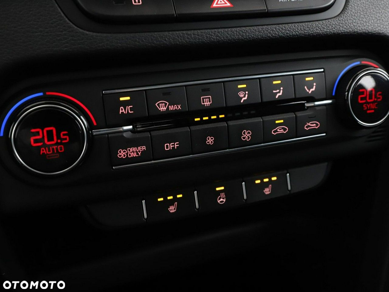 Kia Ceed 1.6 GDI PHEV L DCT - 28