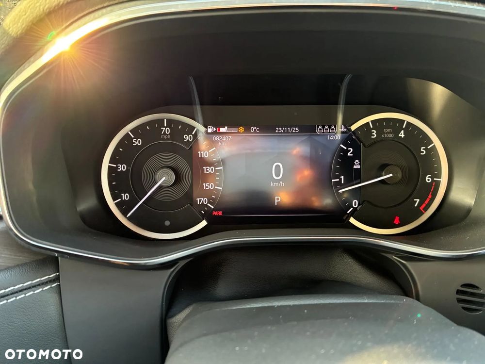 Jaguar XF P300 AWD R-Dynamic SE - 26