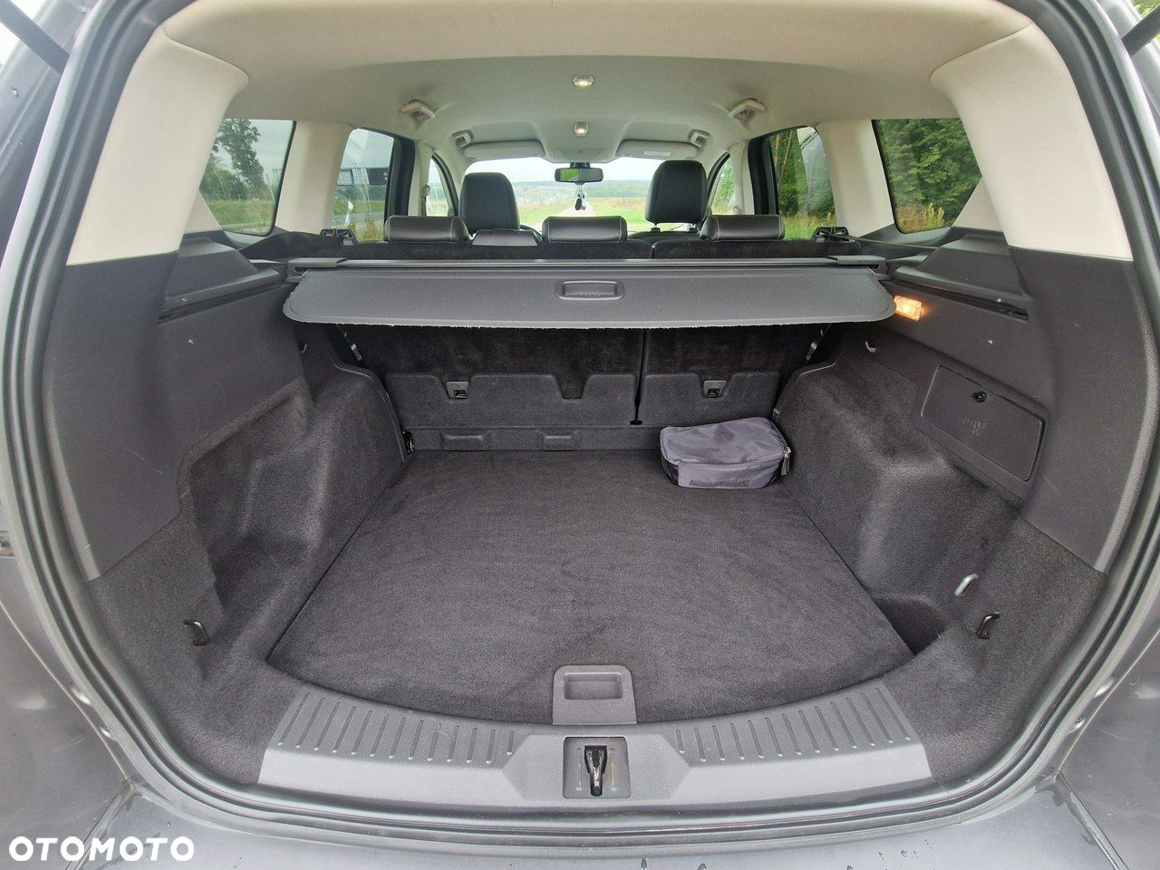 Ford Kuga - 14