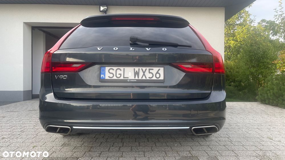 Volvo V90 D4 Momentum - 11