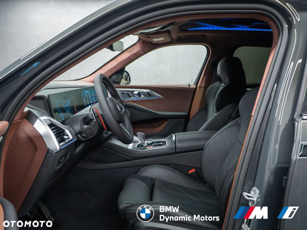 BMW XM - 21