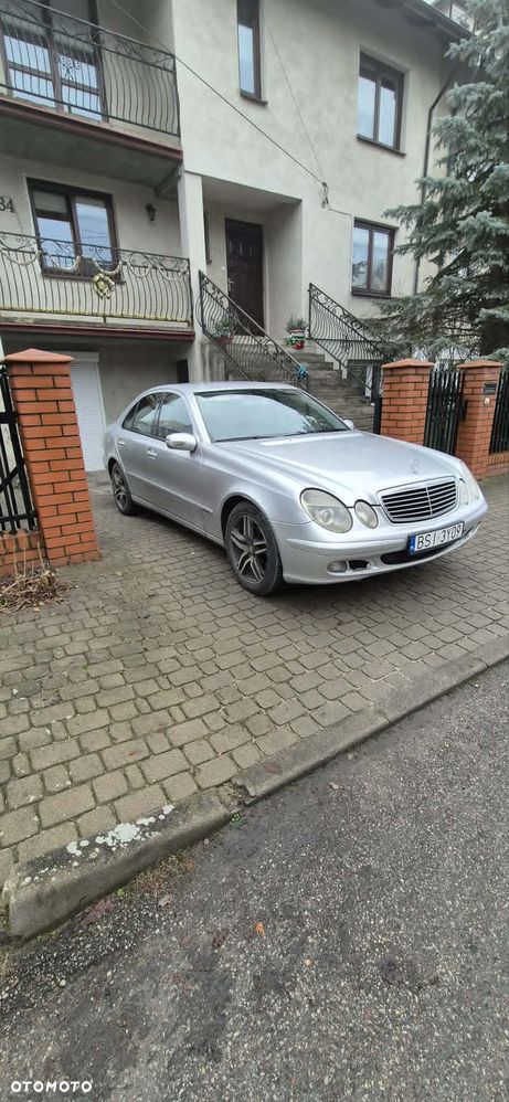 Mercedes-Benz Klasa E - 2