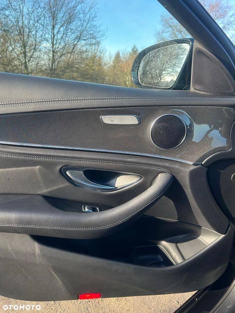 Mercedes-Benz Klasa E - 8