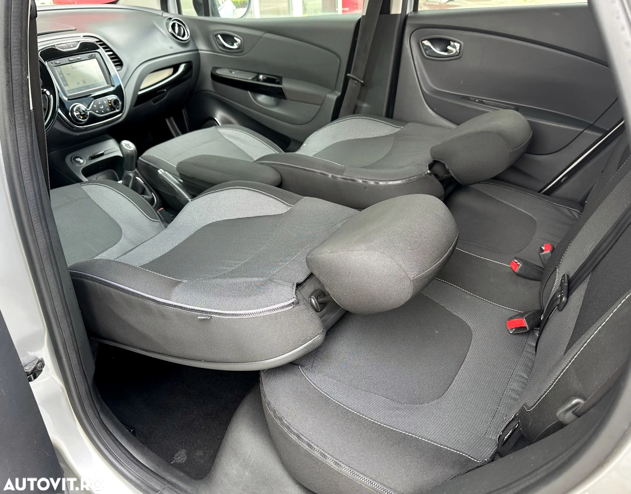Renault Captur - 25