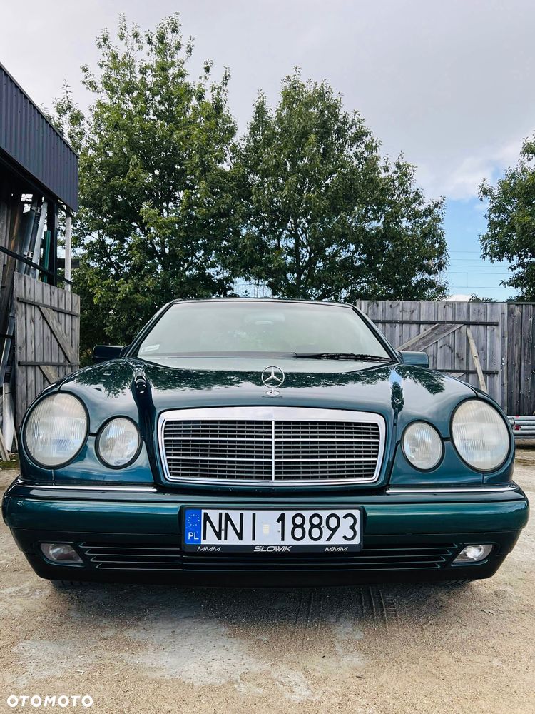 Mercedes-Benz Klasa E 290 T TD Elegance - 1