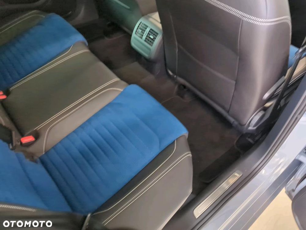 Volkswagen Passat Variant 2.0 TDI EVO Elegance - 17