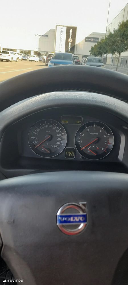 Volvo S40 1.6 Momentum - 7