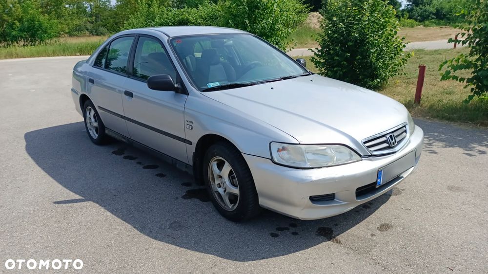Honda Accord 1.8i S - 2