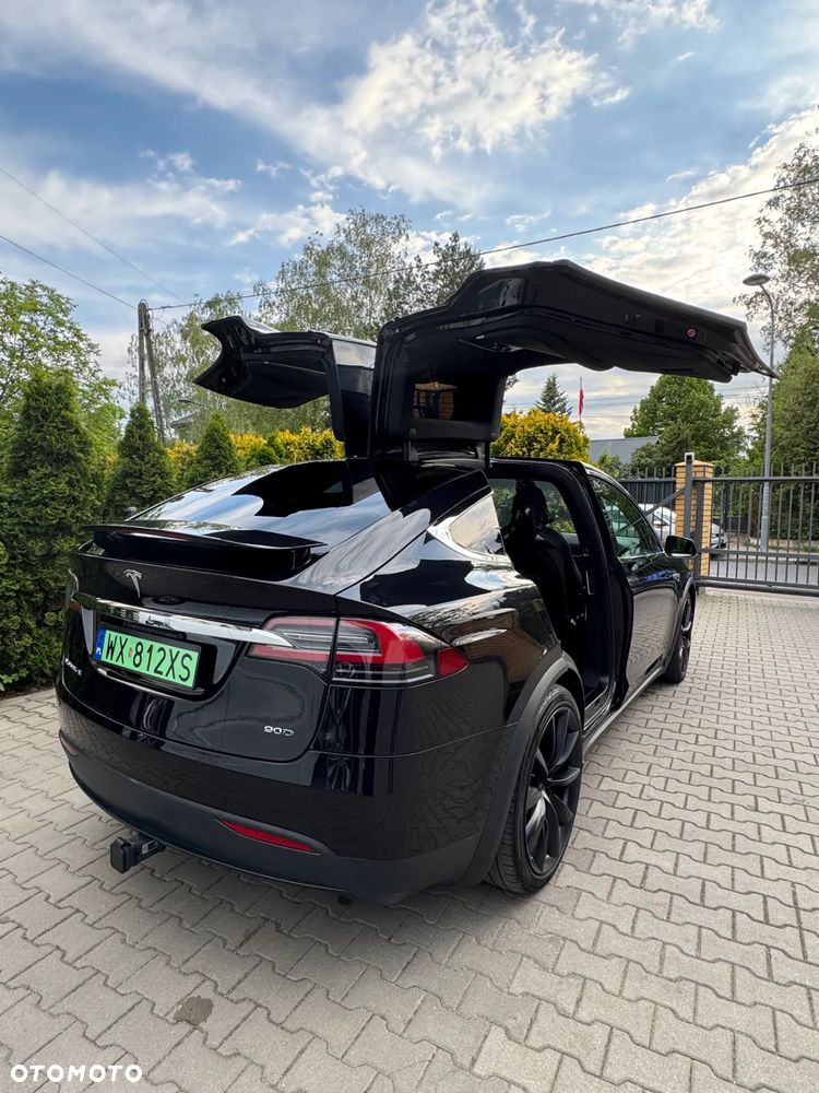 Tesla Model X Long Range Plus - 7
