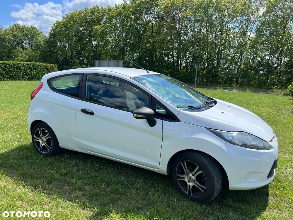 Ford Fiesta 1.4 TDCi Silver X (Ambiente) - 1