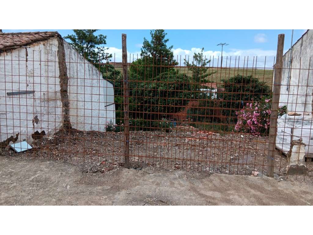 Terreno em Safara para moradia 100 m2 e quintal de 60 m2 - Grande imagem: 2/6