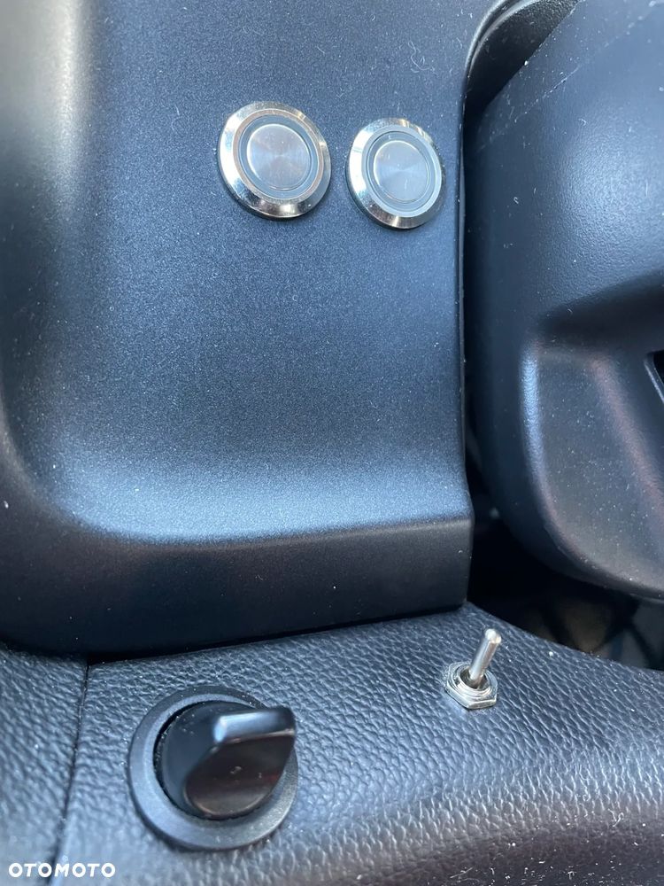 Chevrolet Silverado - 15