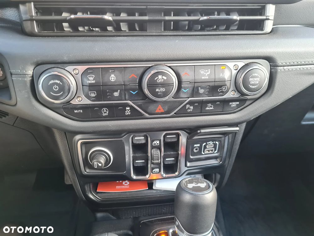 Jeep Wrangler Unlimited GME 2.0 Turbo Sahara - 16