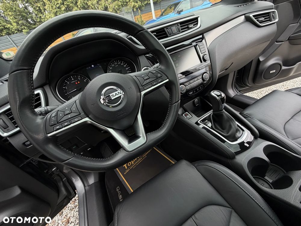 Nissan Qashqai 1.3 DIG-T Tekna+ - 28