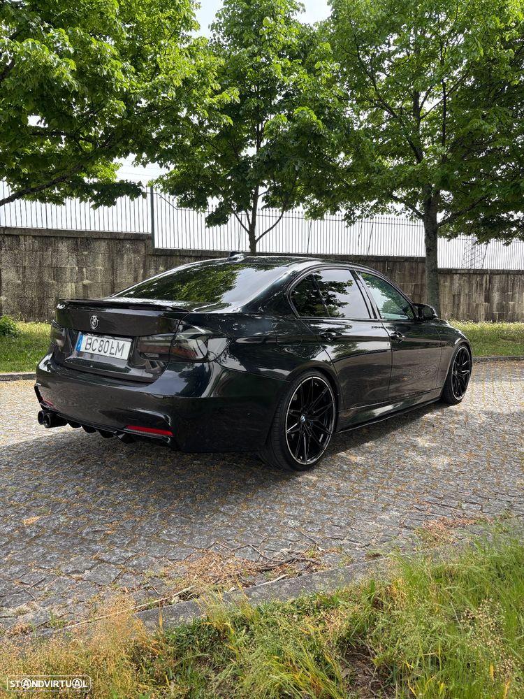BMW 330 i Pack M Auto - 7