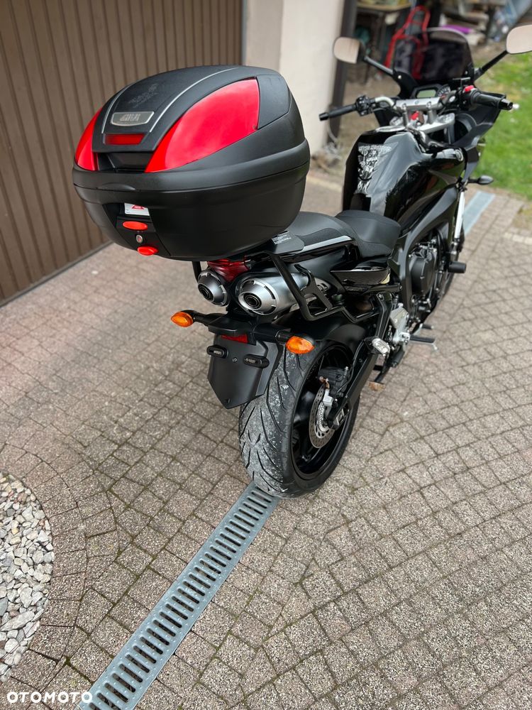 Yamaha FZ6 - 15
