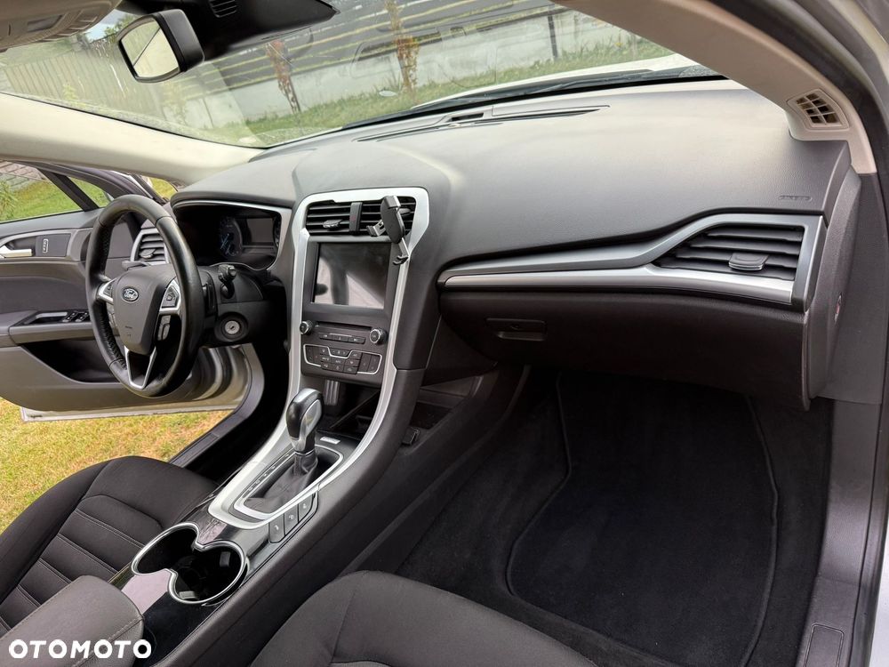 Ford Mondeo 2.0 TDCi Ambiente PowerShift - 7