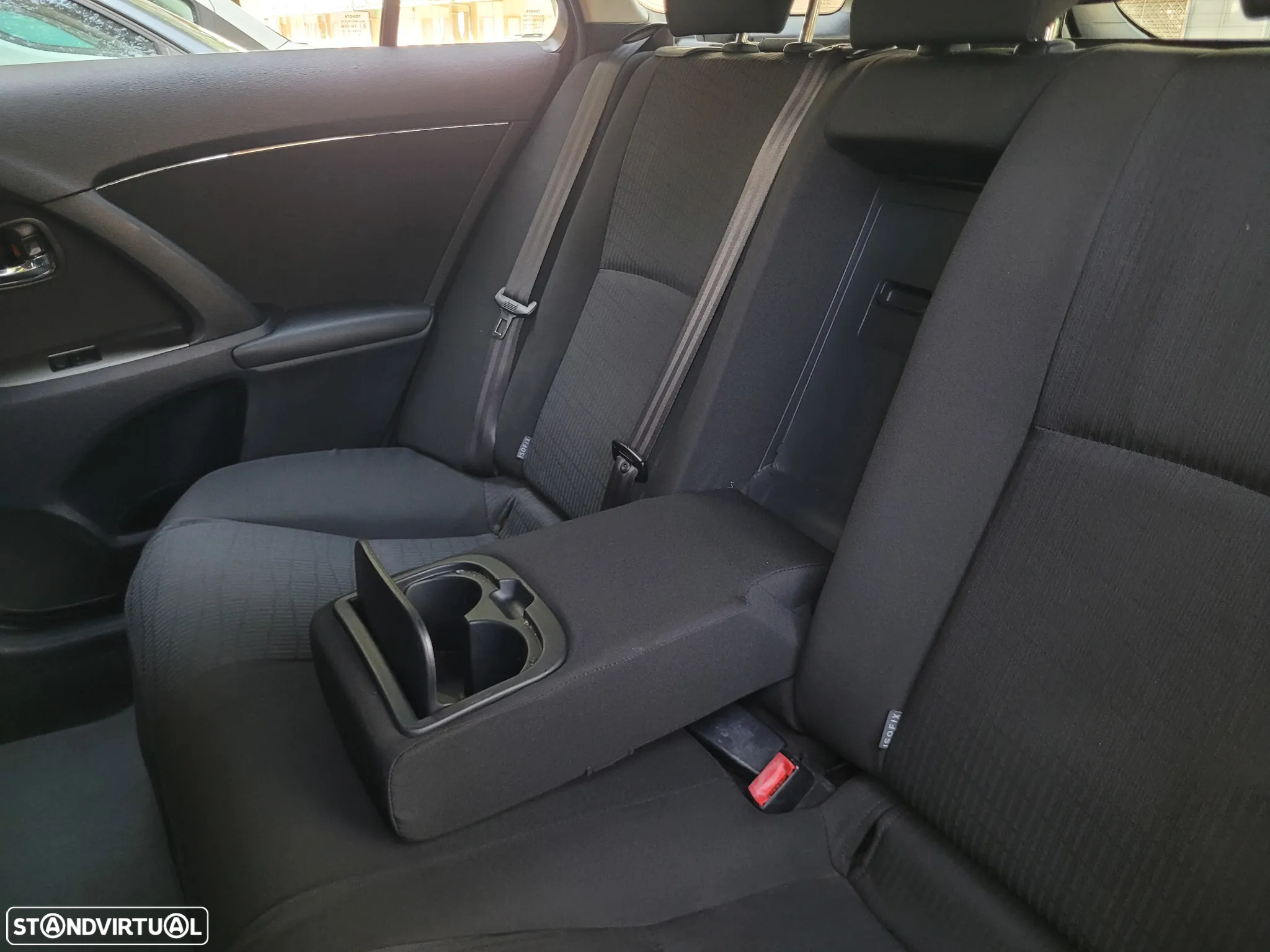 Toyota Avensis SW 2.0 D-4D - 55
