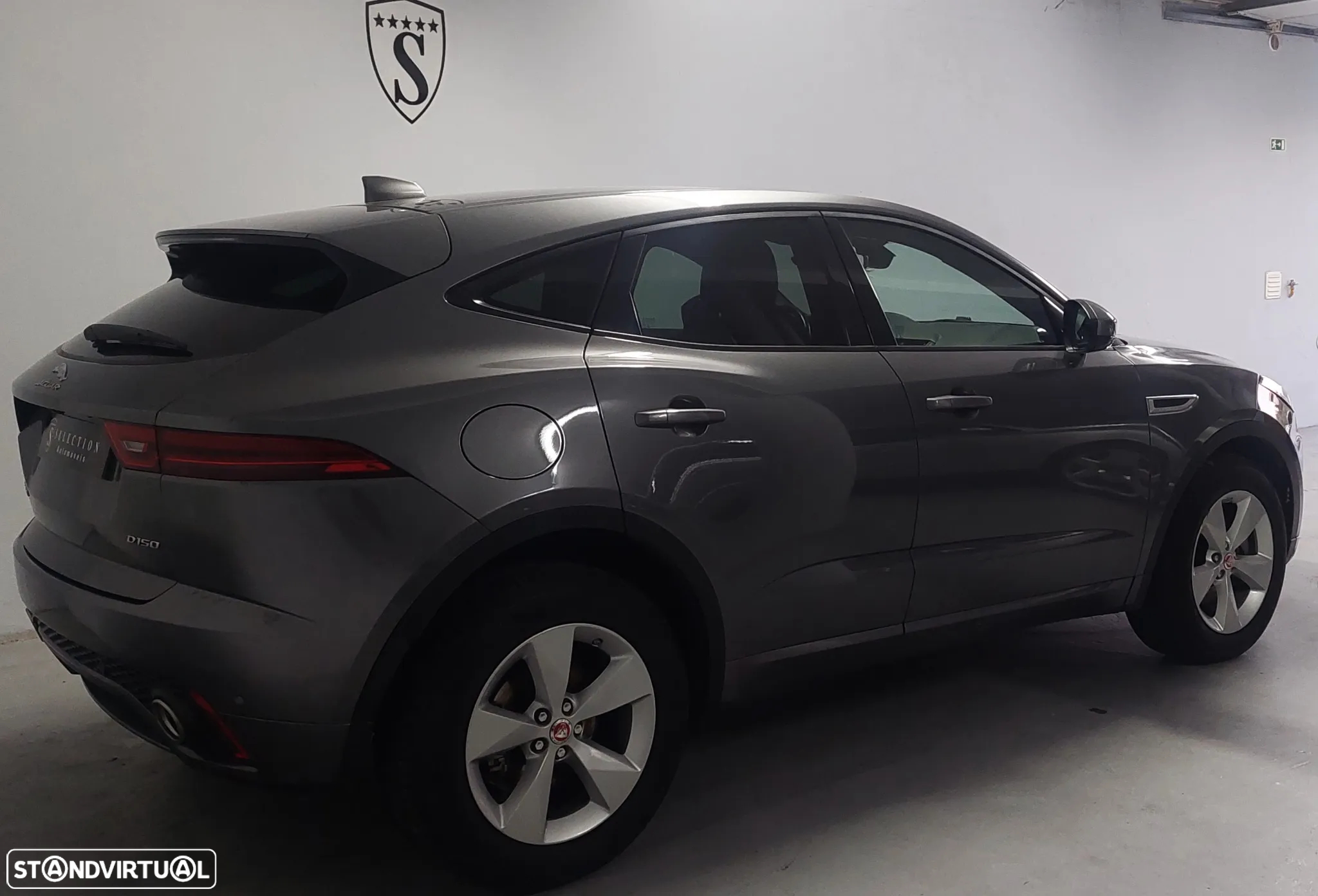 Jaguar E-Pace 2.0 i4D R-Dynamic - 5