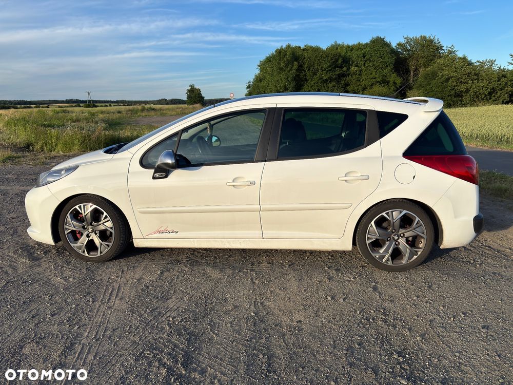 Peugeot 207 - 6