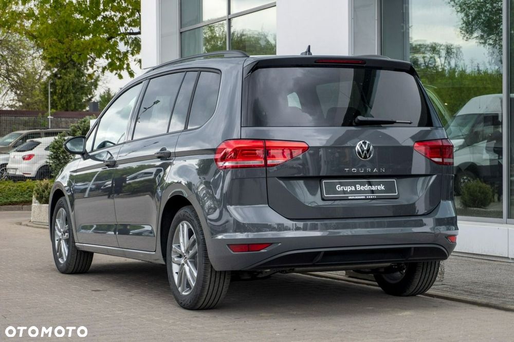 Volkswagen Touran - 7