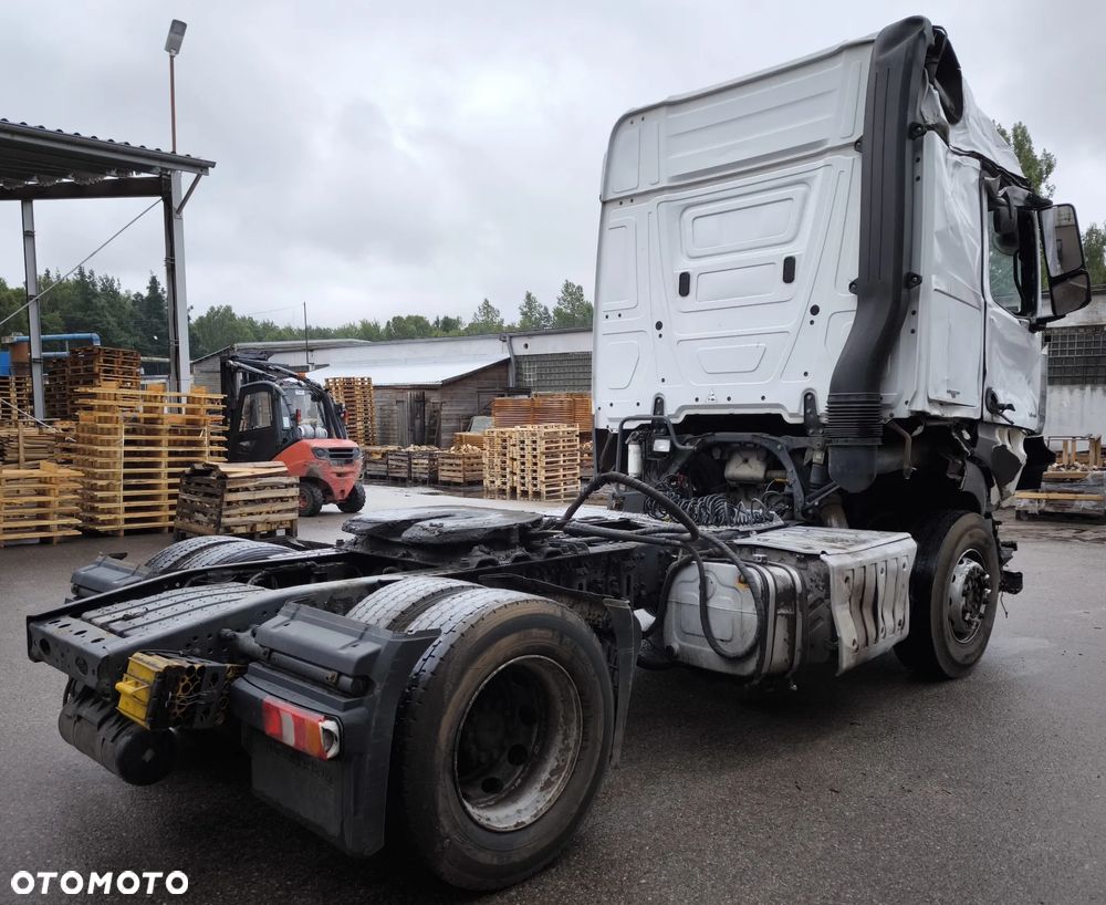 Mercedes-Benz Actros - 9