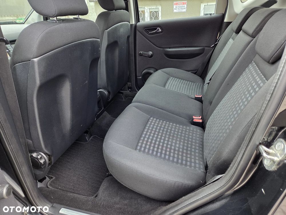Mercedes-Benz Klasa A 160 BlueEFFICIENCY Elegance - 15