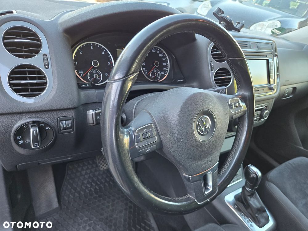 Volkswagen Tiguan 2.0 TDI DPF 4Motion DSG Exclusive - 25