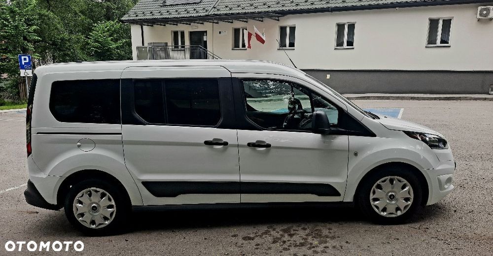 Ford Tourneo Connect Grand - 4