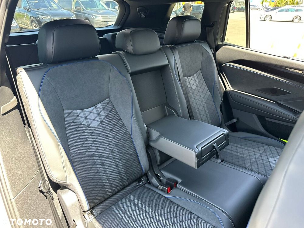 Volkswagen Tayron 2.0 TSI 4Mot R-Line DSG - 19