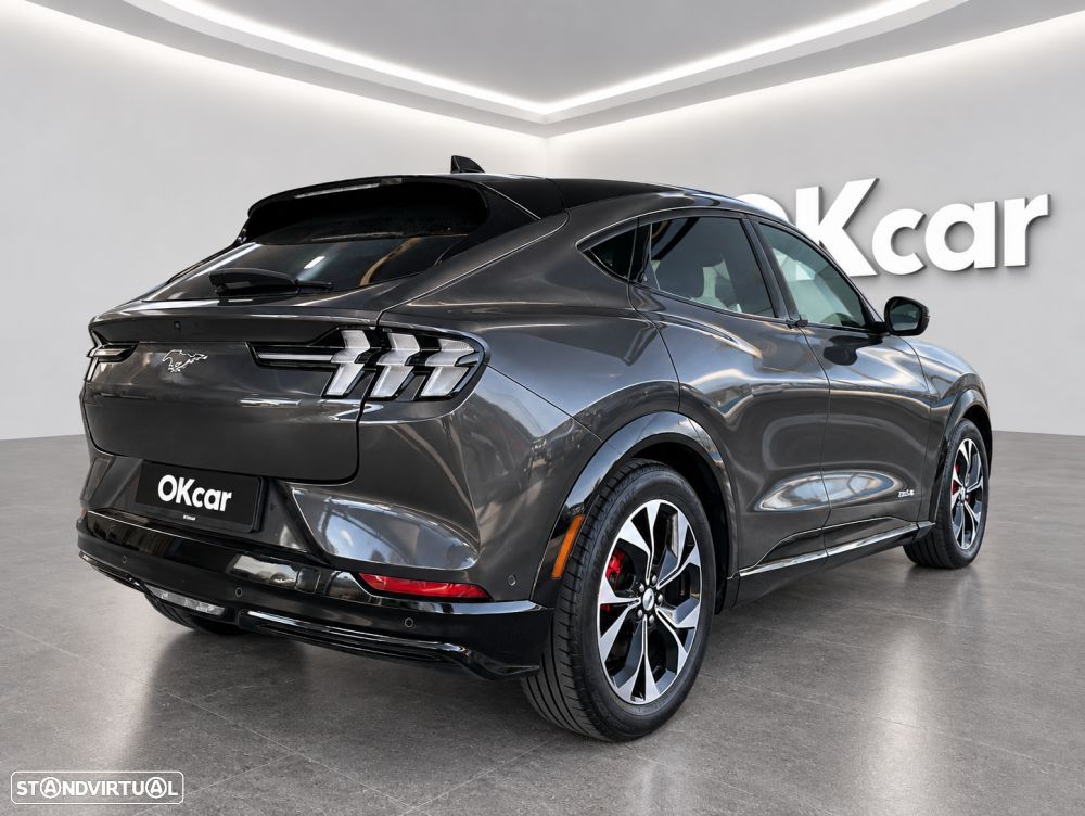 Ford Mustang Mach-E 75.7 kWh Premium AWD - 9