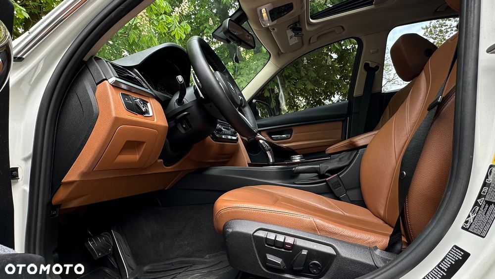 BMW Seria 3 328i Luxury Line - 19