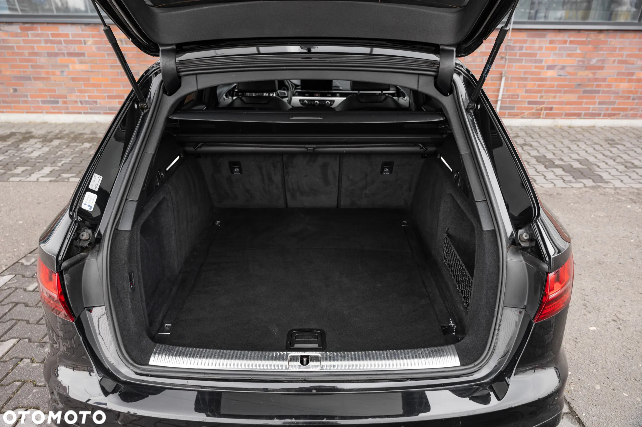 Audi A4 Avant 35 TDI S tronic S line - 41