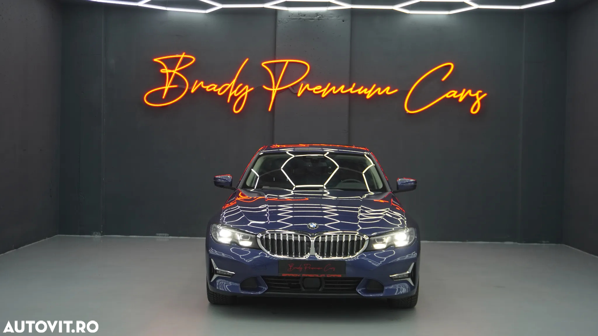 BMW Seria 3 320d xDrive AT - 28