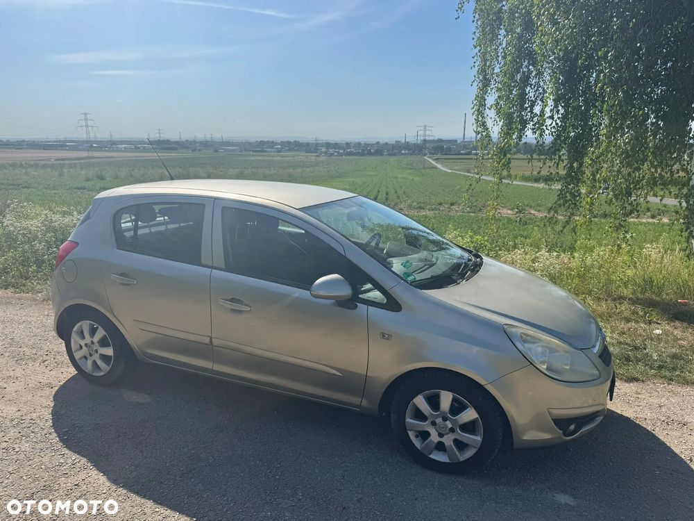 Opel Corsa 1.2 16V Cosmo - 7