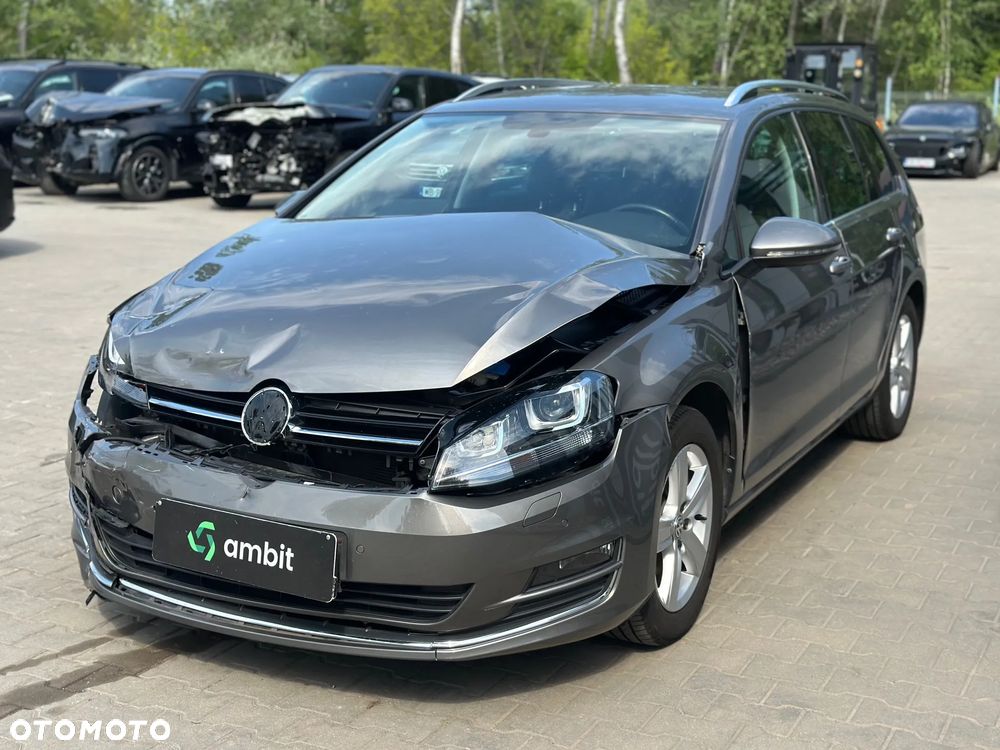 Volkswagen Golf - 3