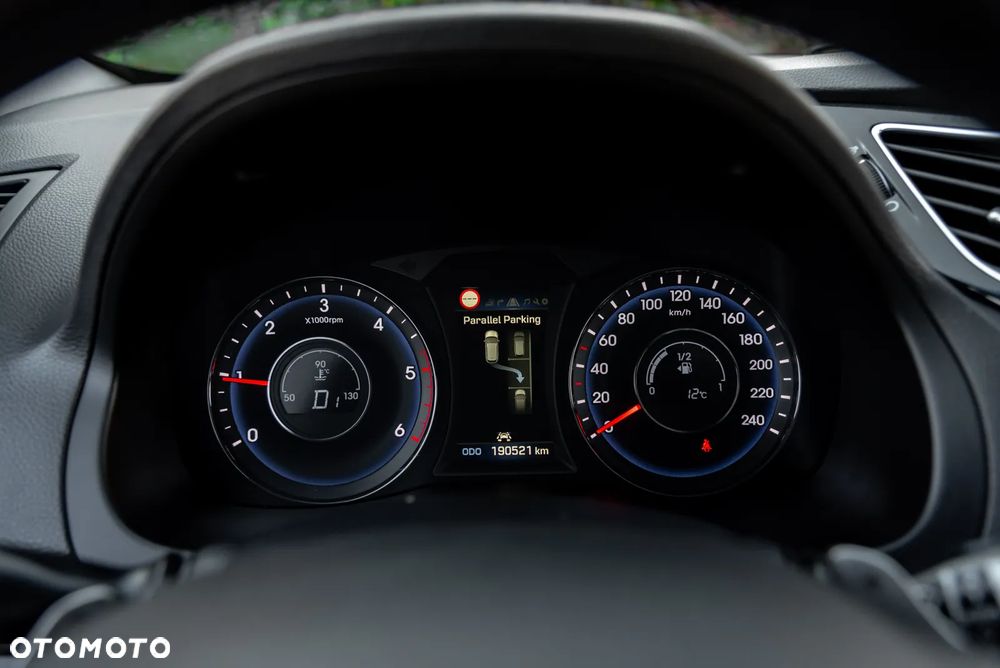 Hyundai i40 Kombi blue 1.7 CRDi DCT Premium - 38