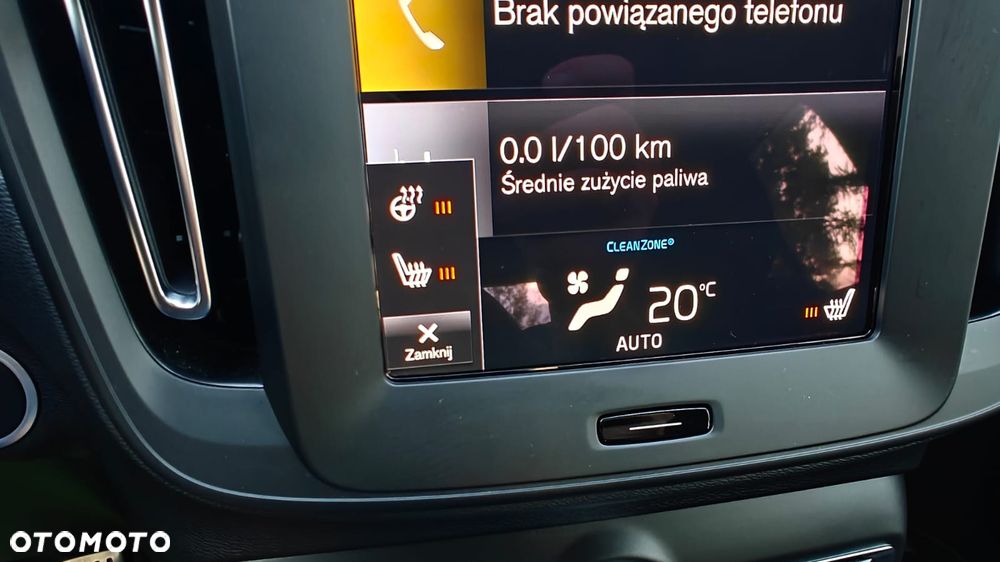 Volvo XC 40 T3 Momentum Pro - 20
