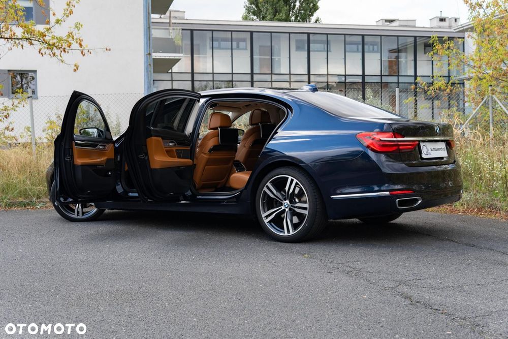 BMW Seria 7 740Li xDrive - 2