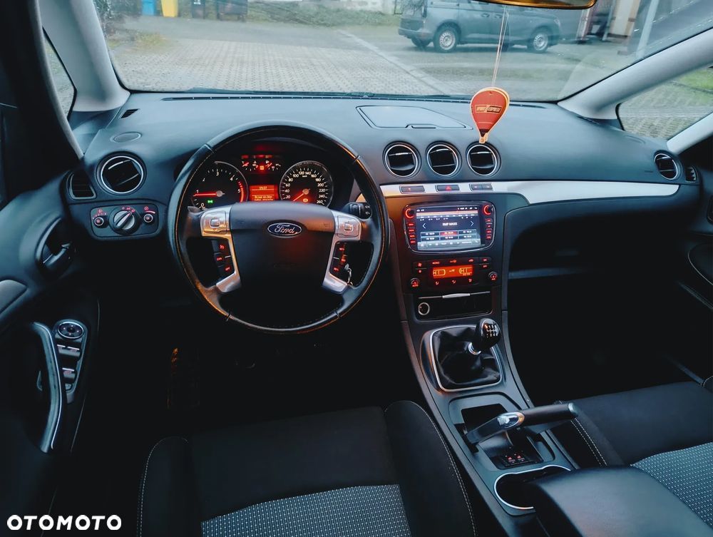 Ford S-Max 2.0 TDCi Trend - 12