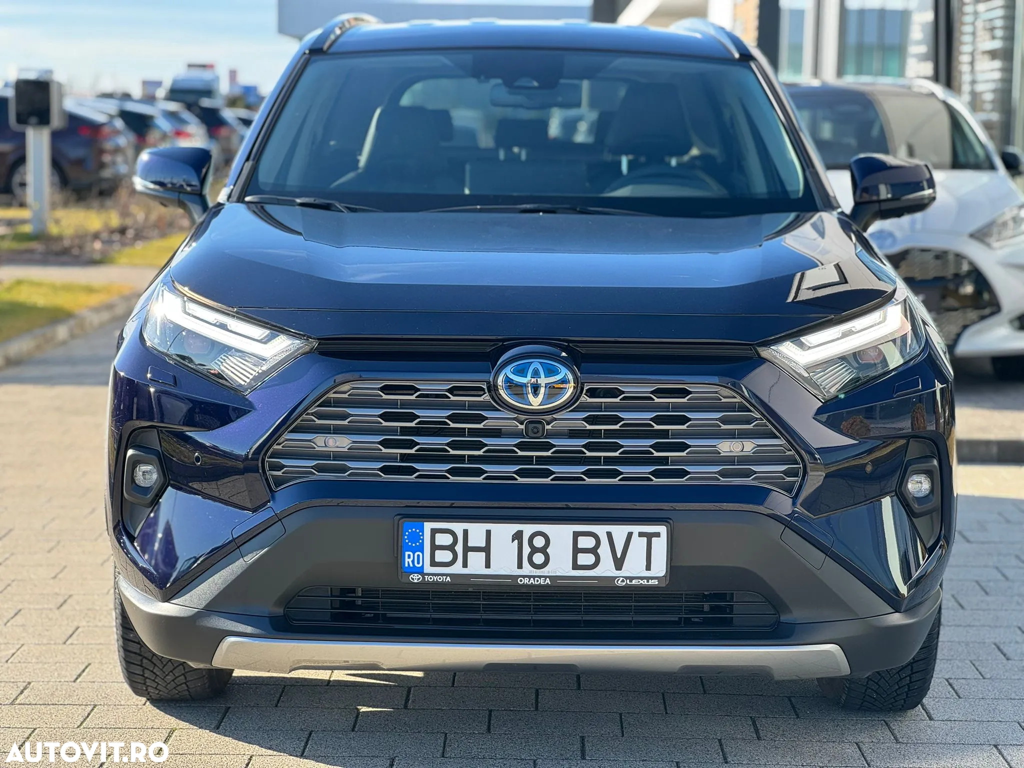 Toyota RAV4 2.5 Hybrid VVT-iE 4x4 Luxury - 3
