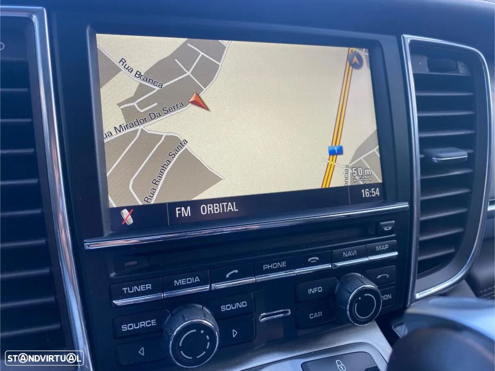 Porsche Panamera S Hybrid J19 - 32