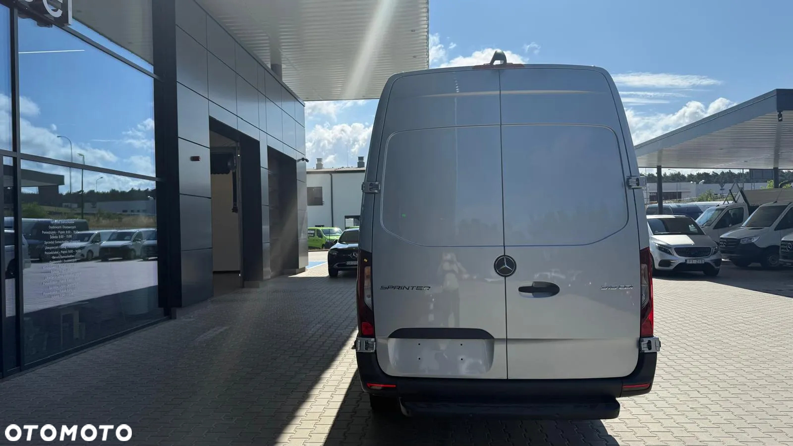 Mercedes-Benz Sprinter 319 CDI - 4